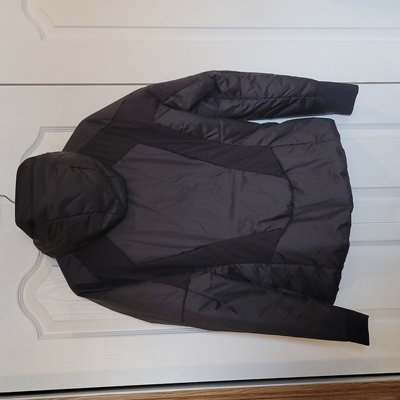 NWT Blackyak black puffer jacket - Picture 6 of 14
